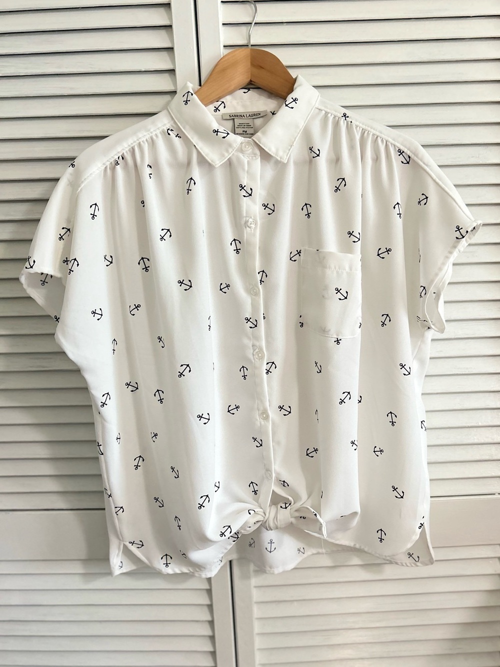 Sabrina Lauren Anchor Print Button-Front Tie Hem Blouse White & Navy Size PM